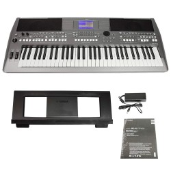 YAMAHA,KEYBOARD,PSR-S670